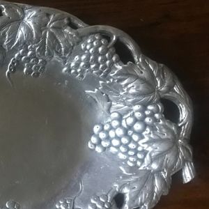 Arthur Court Designs Grapevine Oval serving piece